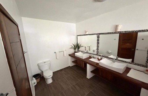 Santa Maria Colotepec Hotel | Casa Del Carmen