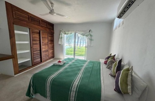 Santa Maria Colotepec Hotel | Casa Del Carmen