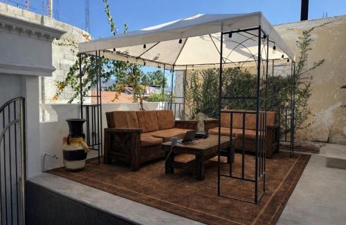 San Juan La Laguna Hotel | Casa Don Cristóbal Hotel y Restaurante Boutique