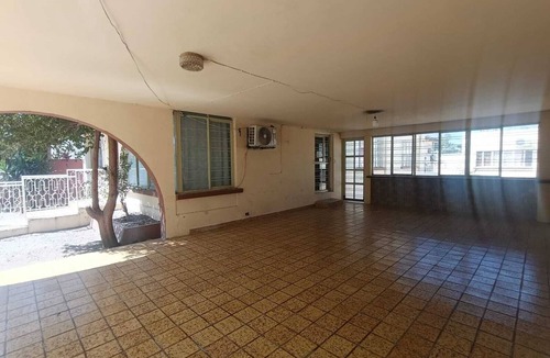 Linares House | Casa Emilio Carranza - Suite cómoda en el centro
