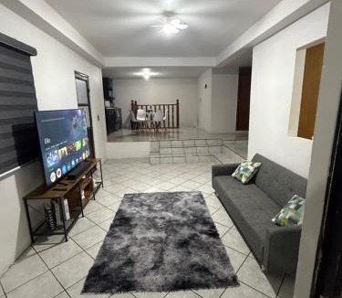 Hidalgo del Parral Apartment | Casa en segunda planta
