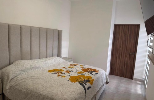 Torreon House | Casa Equipada en Fracc Privado Viñedos a 10 min Aeropuerto