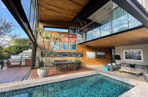 Valle de Bravo House | Casa Escondida: With spectacular lake and forest view