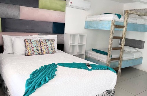 Buena Vista Ski Chalet | Casa Familiar en las Playas de Hawaii Guatemala