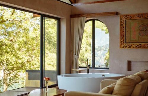 San Marcos La Laguna Villa | Casa Floresta Luxury Lakefront Retreat