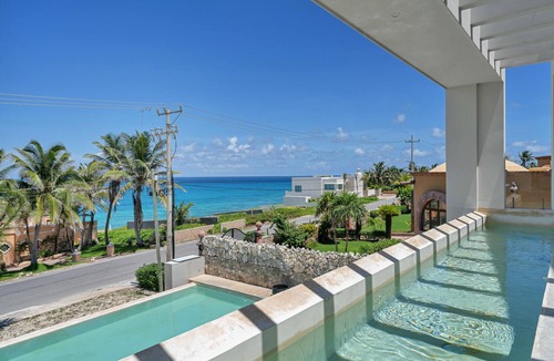 Downtown Cancun Villa | CASA GALLETTAS - MAIN VILLA
