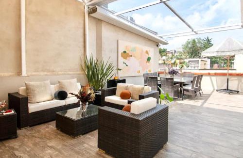 La Condesa House | Casa Ha A Soulful 7Br Home w Rooftop, Condesa