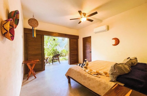 Troncones House | Casa Hermoso Cariño: Leschi Bungalow