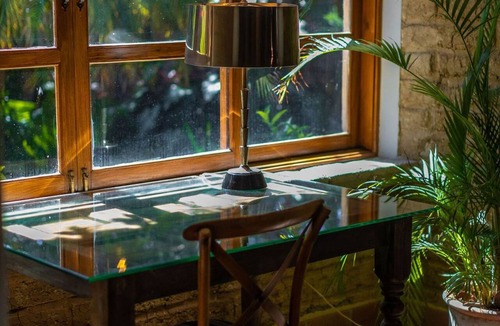 Panajachel Apartment | Casa Historica Atitlán - 2 Bedroom with 2 Bathrooms in lush garden