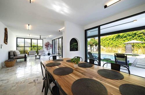 Lomas de Cocoyoc House | Casa jilguero, dentro del fracc. Lomas de Cocoyoc