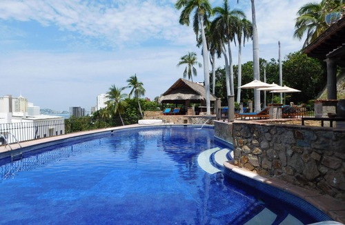 Club Deportivo House | Casa Lisa by Hoteles BF