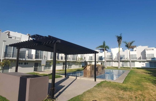 Yecapixtla House | Casa Los Huertos D San Juan: alberca áreas verdes a 5 minutos del centro de Yeca