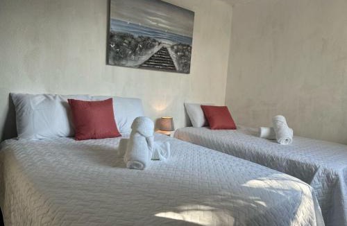 Zona 12 House | Casa Los Lirios