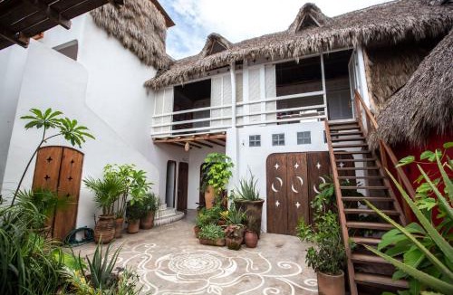 Sayulita Hotel | Casa Love