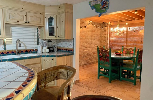 La Choya House | Casa Makayos – Your Seaside Escape, Walking Distance to a Private Beach