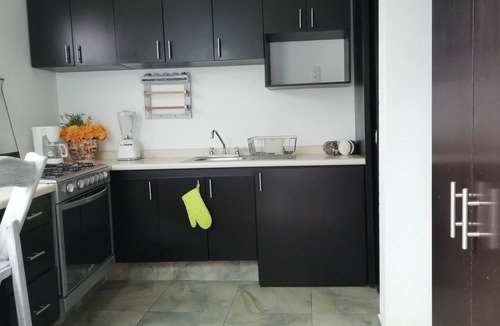 Ciudad Lopez Mateos Apartment | Casa Mexicana; Security, Malls nearby, Zona Esmeralda 10 minutes away