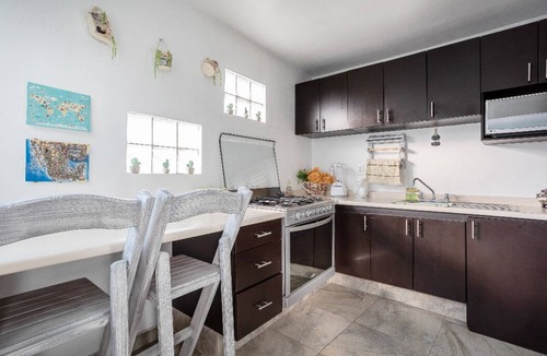 Ciudad Lopez Mateos Apartment | Casa Mexicana; Security, Malls nearby, Zona Esmeralda 10 minutes away