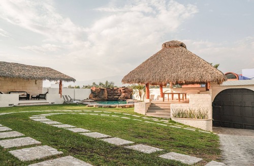 Lomas de Cuernavaca House | Casa Nicté: Cozy and modern house in Cuernavaca 40 min away from Mexico City!