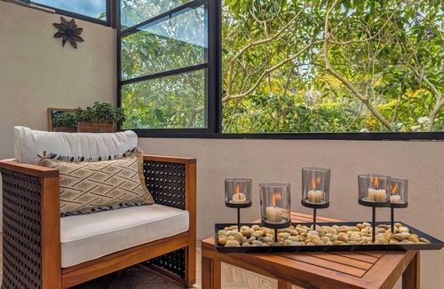 Chimaltenango House | Casa Palermo |Terrace with forest view| 2 Jacuzzis | In a gated community