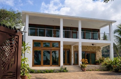 Higuera Blanca House | Casa Parota Suite