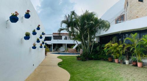 La Penita de Jaltemba House | Casa Pirámide