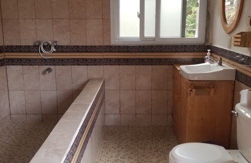 San Lucas Toliman Hotel | Casa Qatzij - Guest House