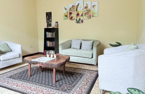 Zona 13 Bed & Breakfast | Casa Quetzal