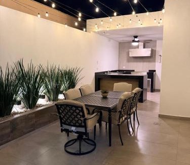 Campestre-Lomas House | Casa Romaoc - Casa moderna en Residencial Campestre