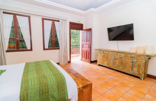 Antigua Guatemala House | Casa Santa Margarita - 15 minutes from downtown Antigua Guatemala!