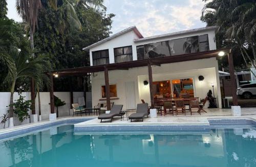 Puerto Quetzal House | Casa Santorini