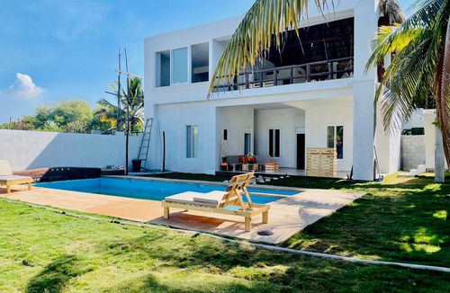 El Hawaii Ski Chalet | Casa Shanti