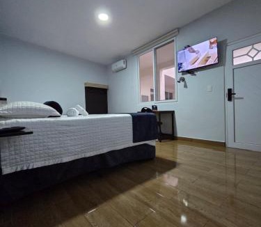 Retalhuleu Hotel | Casa Sismarro Hotel