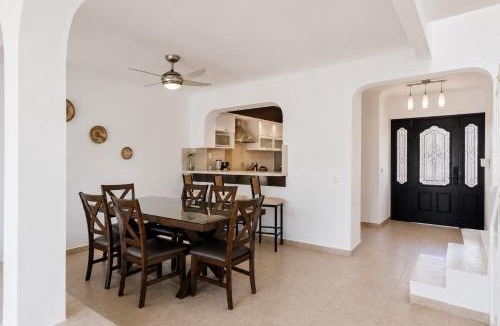 Palmar de Aramara House | Casa Sol at Puerta del Sol Near Cruise Port & Beach