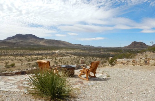 Alpine House | Casa Tranquilla: Scenic Solar and Wind Powered Home