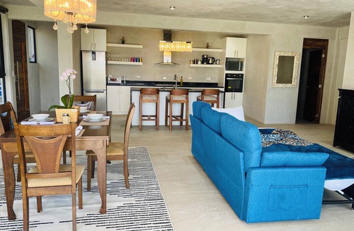 Santa Catarina Palopo Apartment | Casa Verapaz Lakeside Retreat with 2 Private Apartments