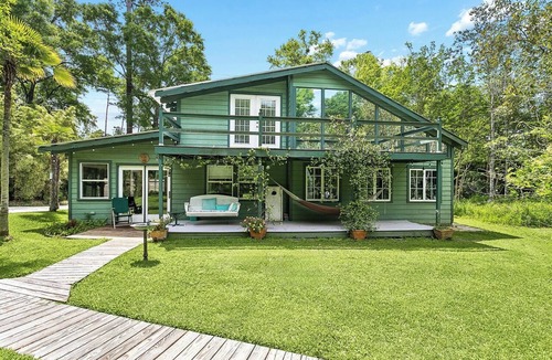 Covington House | Casa Verde ~ Secluded & Peaceful property, 2 minutes from downtown Covington.