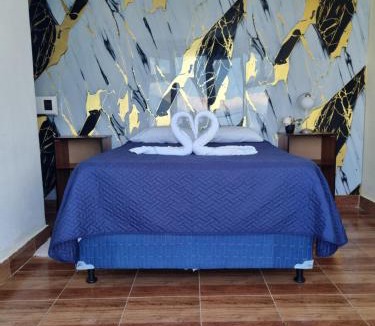 Santa Cruz La Laguna Cabin | Casa Vista Bella