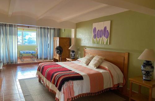 Zona Centro Bed & Breakfast | Casa Zuniga Extended Stay
