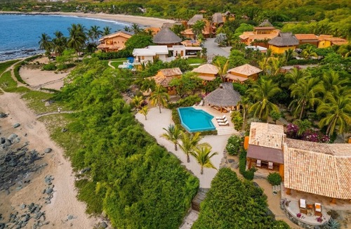 Troncones House | Casamar, beach front estate on Troncones Point