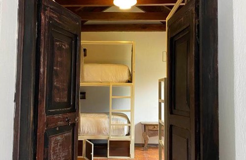 Antigua Guatemala Hostel | Casi Casa