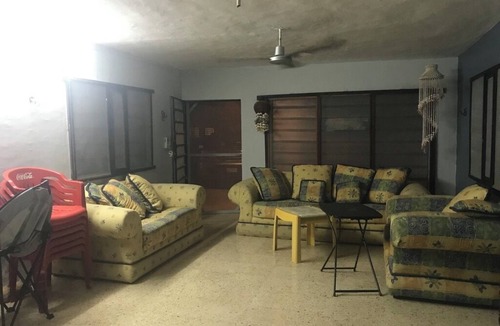 Chelem Apartment | Casita Azul of the sea, simple with cool breeze∞†αΩΩ