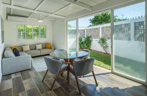 Emiliano Zapata House | Casita Walk to Surf and Town