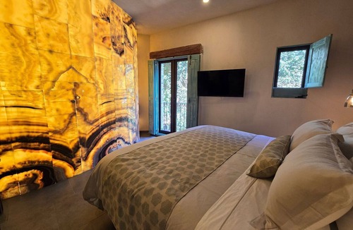 Santeagueda Hotel | Castello di Carlo - Suite Carlo IV