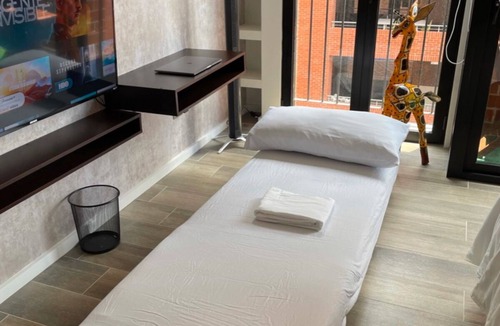 Zona 10 Apartment | CaSuya Airali Studio Apartment w/heated pool, gym