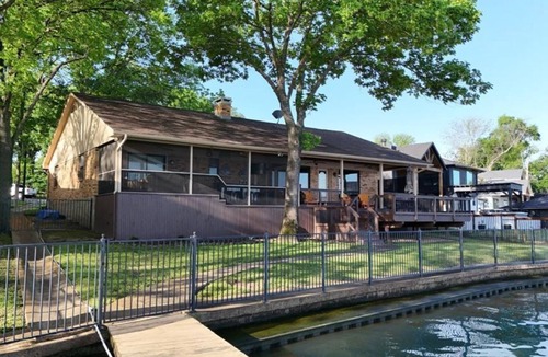 Seven Points House | Cedar Creek Serentity Shores Lake house