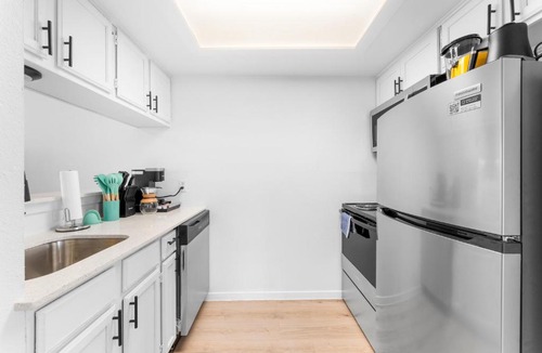 Hancock Apartment | Central Chic 1BR suites close to UT, Moody Center, & Downtown