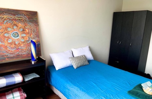 Zona 1 Apartment | Central, comfortable and friendly private room.