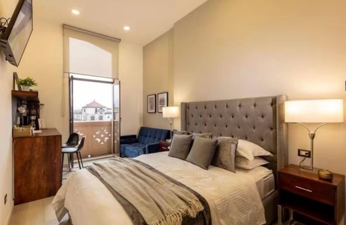 Quetzaltenango Hotel | Central Park Jr. Suites