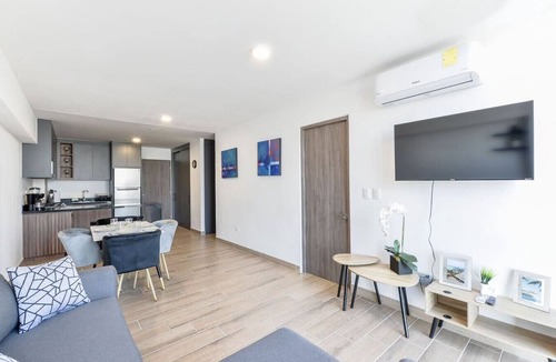 Monterrey Municipality Apartment | ¡Cerca de Fundidora! 4 camas, alberca & Gym 6H