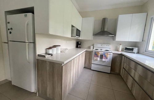 Puerto San Jose House | CH037 Casa Grande con Playa